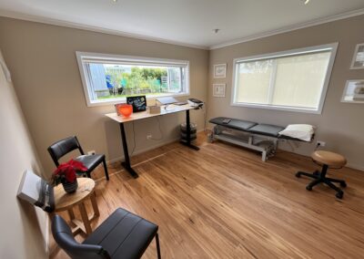 Fitting out the Bell Physiotherapy treatment room (photo 58)